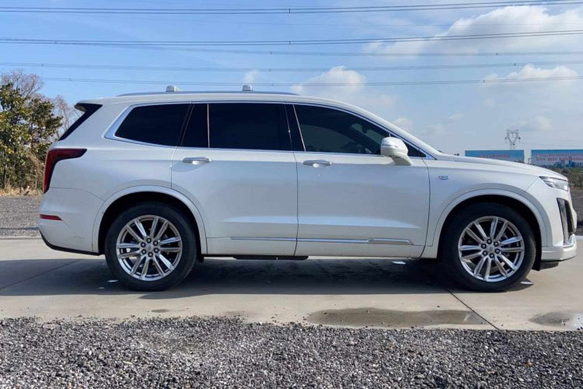 Used Cadillac XT6 2022 2.0T 7-Seater Two-Wheel Drive Luxury Version Exterior 2