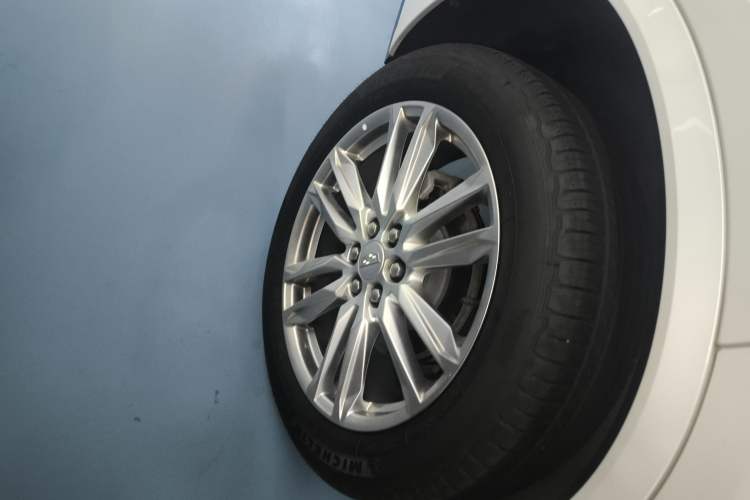 Used Cadillac XT6 2022 2.0T Six-Seater Four-Wheel Drive Luxury Version Exterior 8