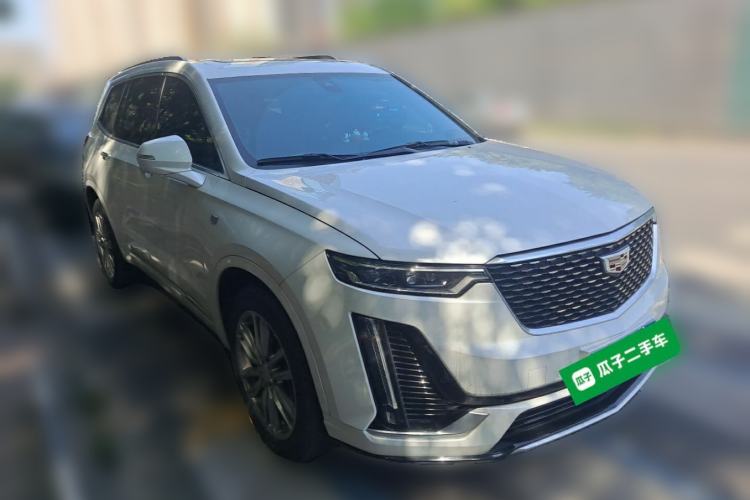 Used Cadillac XT6 2022 2.0T Six-Seater Four-Wheel Drive Luxury Version Front Right 45 Deg