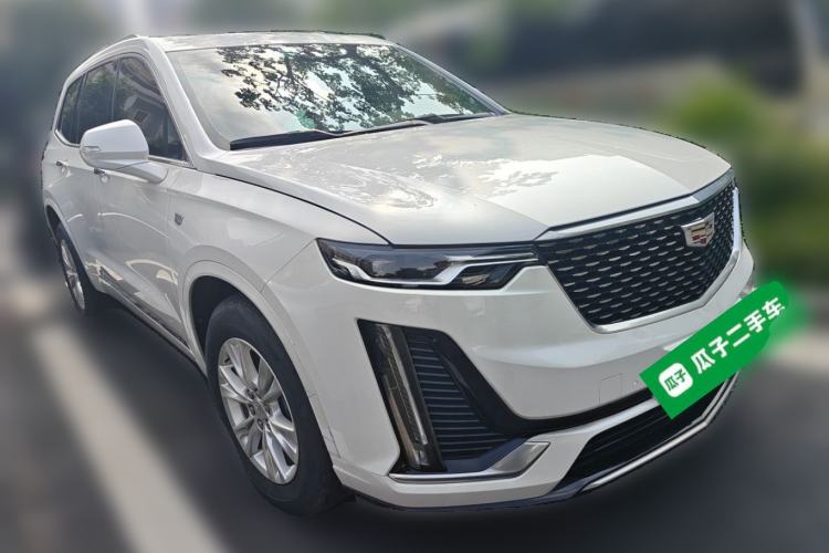 Used Cadillac XT6 2022 2.0T Six-Seater Four-Wheel-Drive Luxury Version Front Right 45 Deg