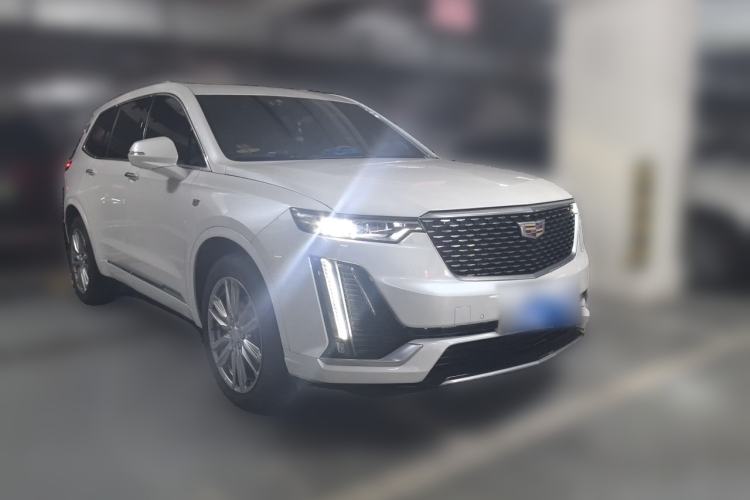 Used Cadillac XT6 2022 2.0T Six-Seater Four-Wheel Drive Luxury Version Front Right 45 Deg
