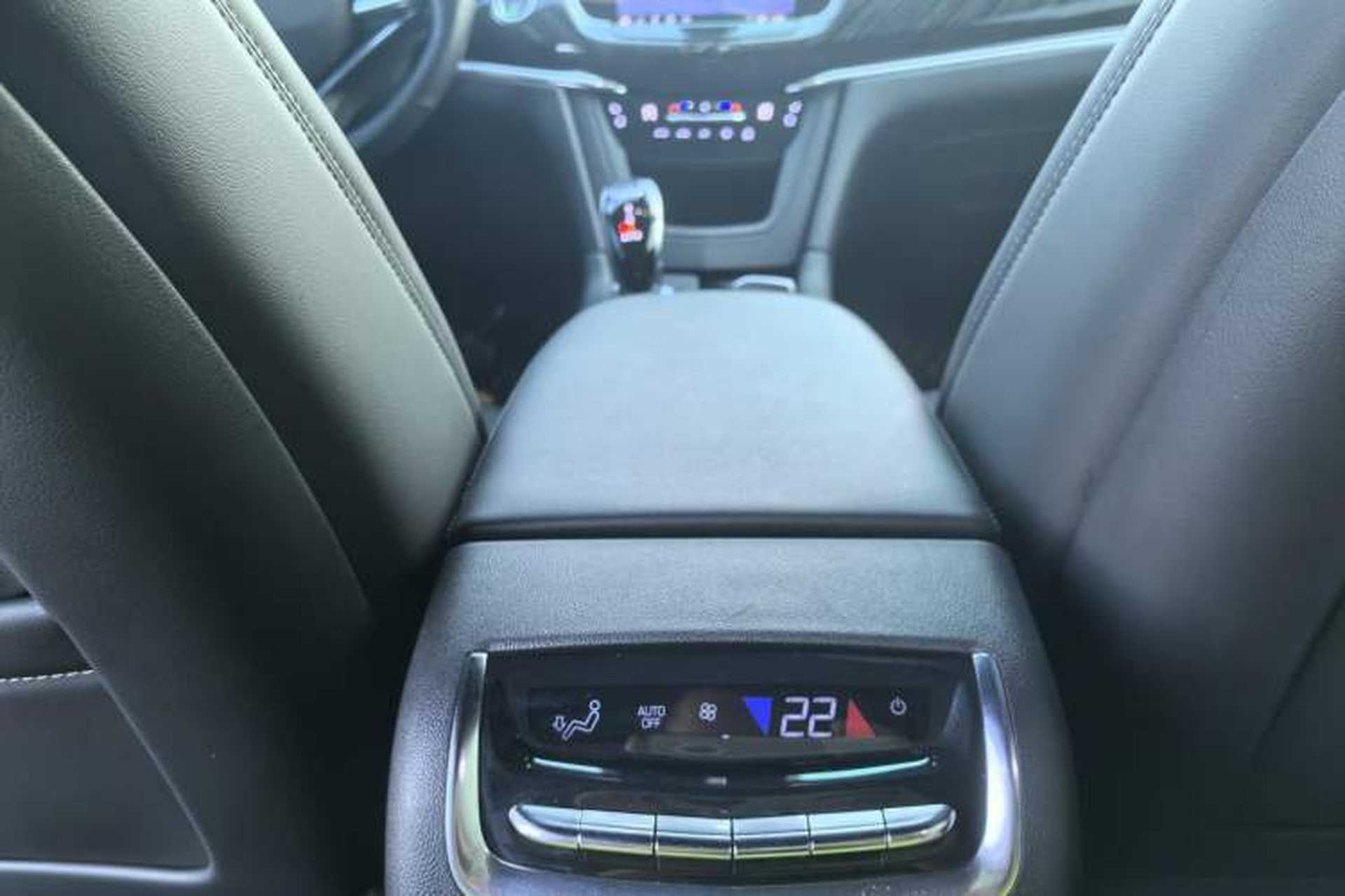 Used Cadillac XT6 2022 2.0T Six-Seater Four-Wheel Drive Luxury Version Interior 13