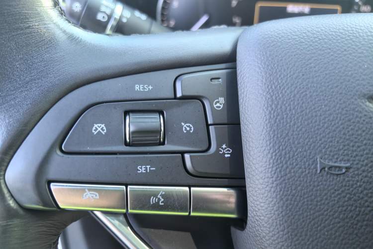 Used Cadillac XT6 2022 2.0T Six-Seater Four-Wheel Drive Luxury Version Interior 2