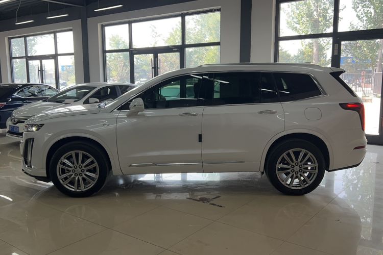 Used Cadillac XT6 2022 2.0T 7-Seater Four-Wheel Drive Luxury Version Left Side
