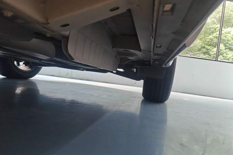 Used Cadillac XT6 2022 2.0T Six-Seater Four-Wheel Drive Luxury Version Left Side Sill