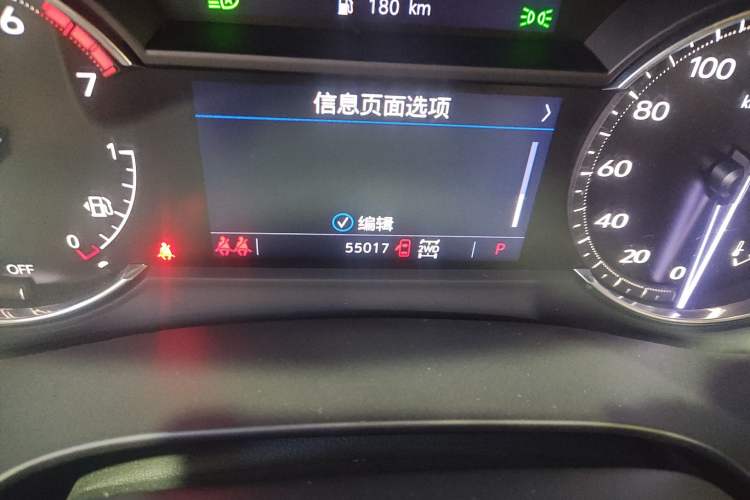 Used Cadillac XT6 2022 2.0T Six-Seater Four-Wheel-Drive Luxury Version Odometer Close Up