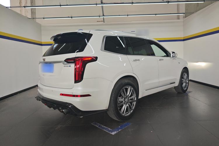 Used Cadillac XT6 2022 2.0T 7-Seater Two-Wheel Drive Luxury Version Rear Right 45 Deg