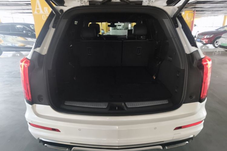 Used Cadillac XT6 2022 2.0T 7-Seater Two-Wheel Drive Luxury Version Trunk