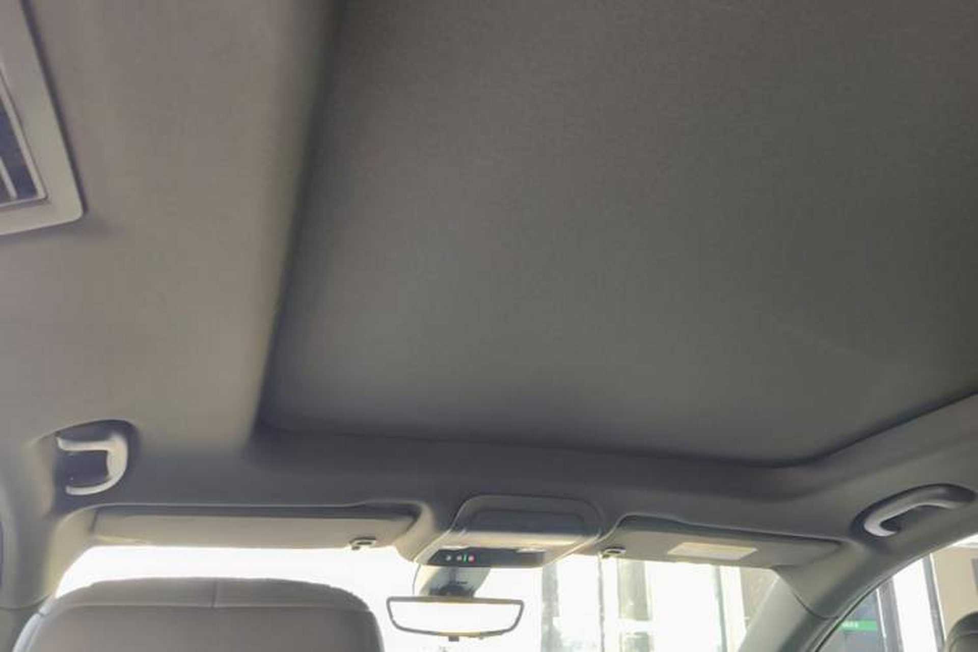 Used Cadillac XT6 2022 2.0T Six-Seater Four-Wheel Drive Luxury Version Headliner