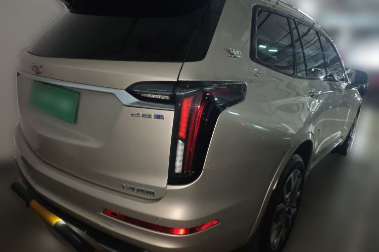 Used Cadillac XT6 2022 2.0T Six-Seater Four-Wheel-Drive Prestige Version Rear Right 45 Deg