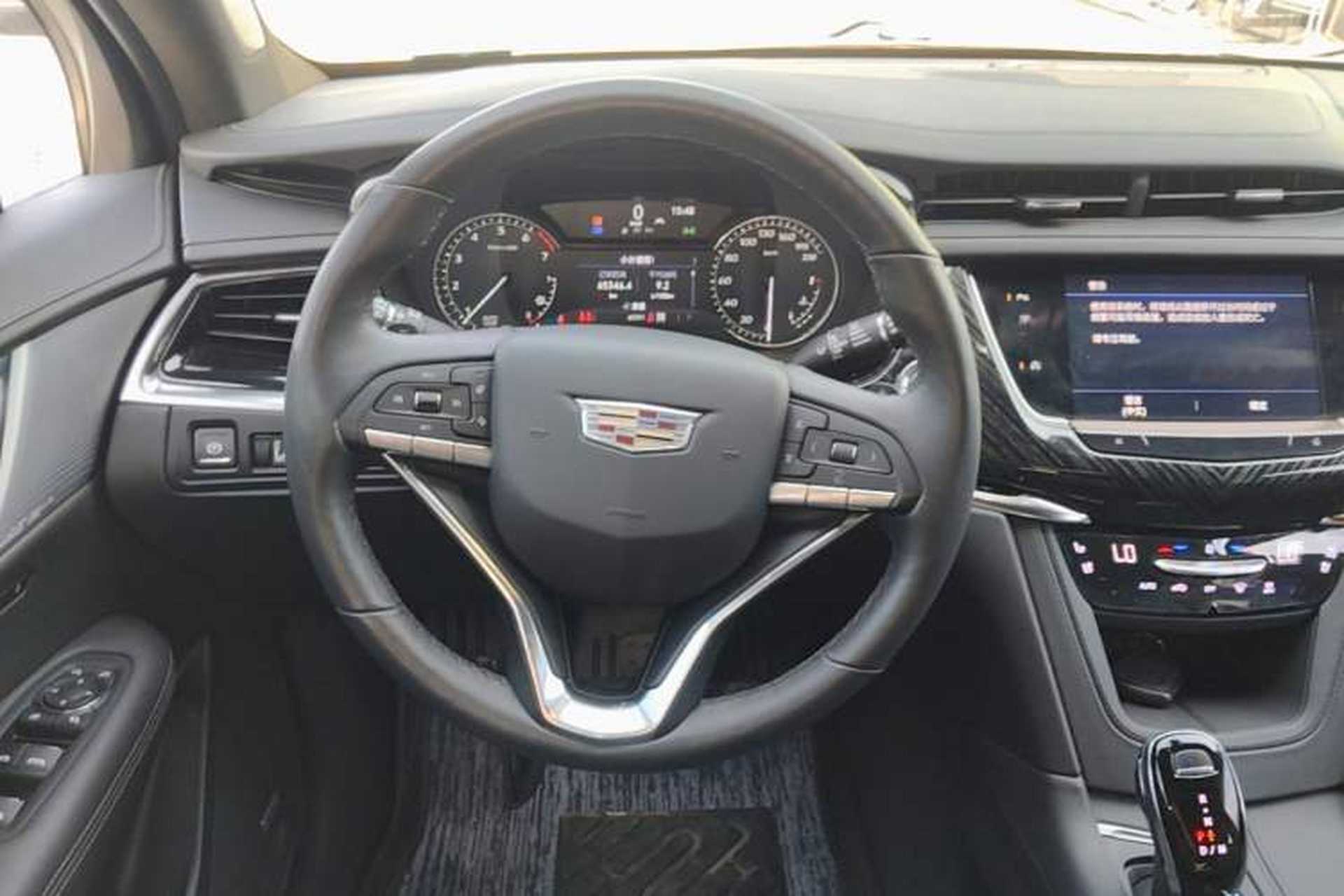 Used Cadillac XT6 2022 2.0T Six-Seater Four-Wheel Drive Luxury Version Steering Wheel