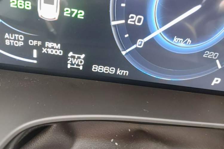 Used Cadillac XT6 2023 2.0T Six-Seater Four-Wheel-Drive Platinum Edition Black Diamond Version Odometer Close Up