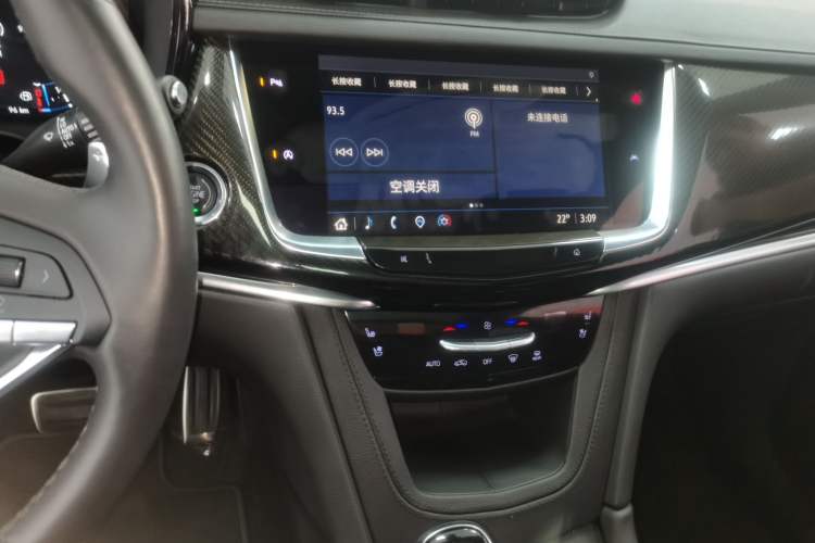 Used Cadillac XT6 2025 2.0T Six-Seater All-Wheel-Drive Prestige Executive Black Label Version Audio And AC Panel