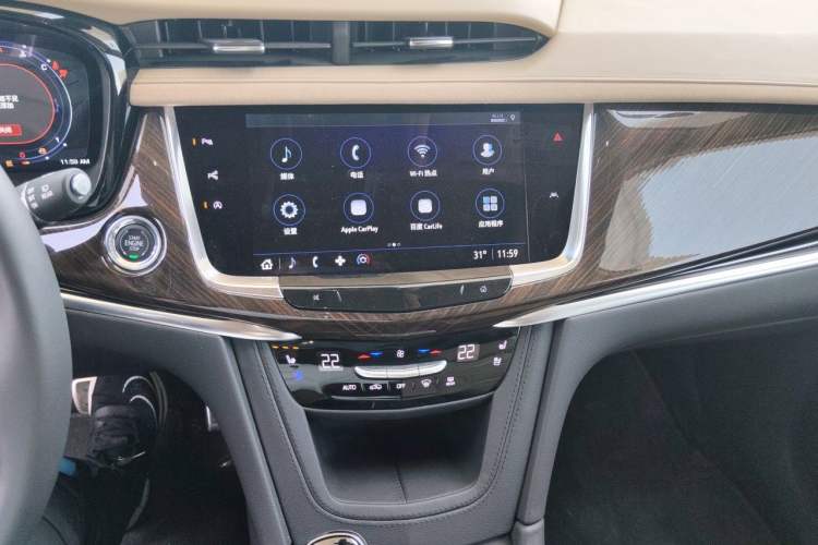 Used Cadillac XT6 2025 2.0T Six-Seater Four-Wheel-Drive Platinum Executive Black Label Version Audio And AC Panel