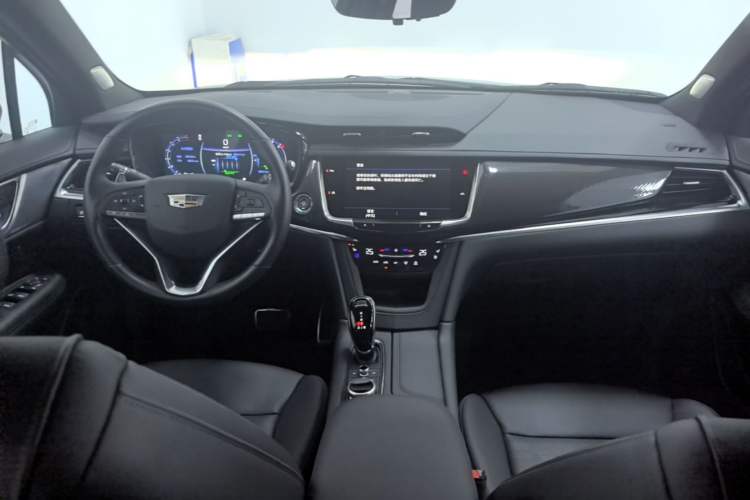 Used Cadillac XT6 2025 2.0T Six-Seater All-Wheel-Drive Prestige Executive Black Label Version Center Console