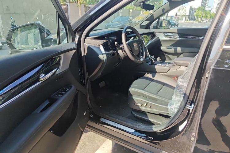 Used Cadillac XT6 2025 2.0T Six-Seater Four-Wheel-Drive Luxury Executive Classic Edition Driver Seat