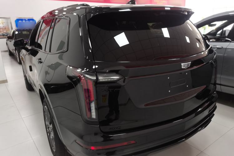 Used Cadillac XT6 2025 2.0T Six-Seater All-Wheel-Drive Prestige Executive Black Label Version Exterior 2