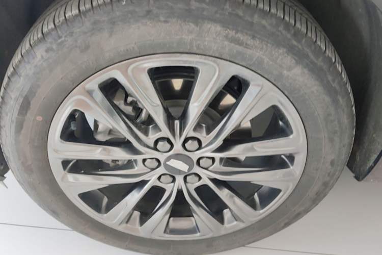 Used Cadillac XT6 2025 2.0T Six-Seater All-Wheel-Drive Prestige Executive Black Label Version Exterior 4