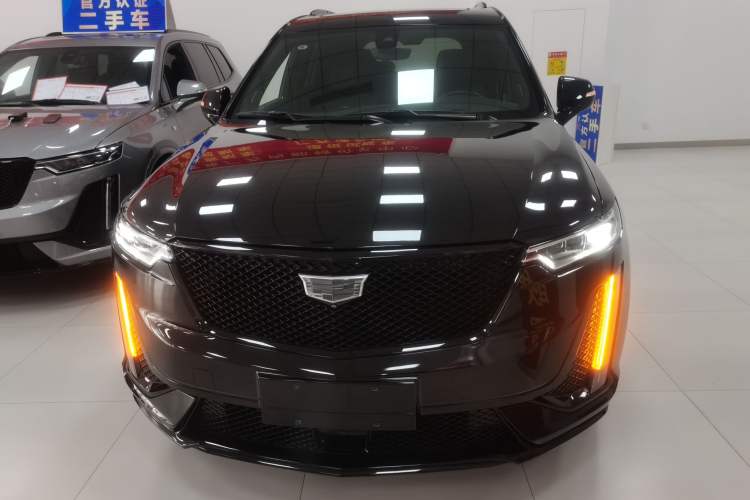 Used Cadillac XT6 2025 2.0T Six-Seater All-Wheel-Drive Prestige Executive Black Label Version Front