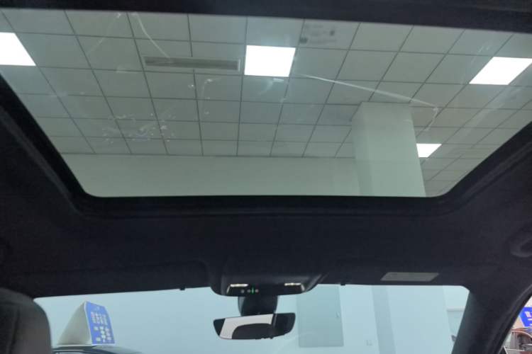 Used Cadillac XT6 2025 2.0T Six-Seater Four-Wheel-Drive Luxury Executive Classic Edition Headliner