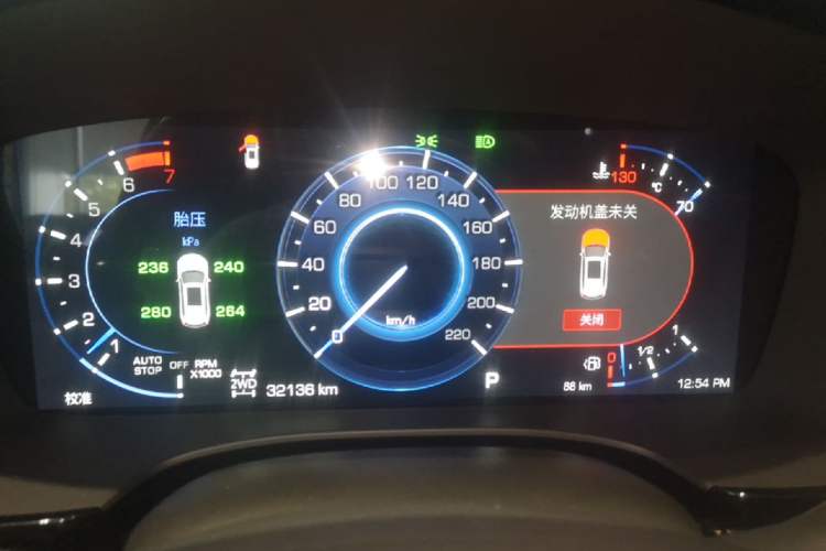 Used Cadillac XT6 2025 2.0T Six-Seater All-Wheel-Drive Prestige Executive Black Label Version Instrument Cluster