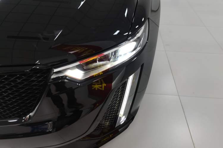 Used Cadillac XT6 2025 2.0T Six-Seater All-Wheel-Drive Prestige Executive Black Label Version Left Front Headlight