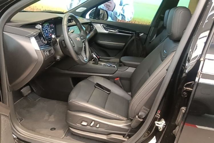 Used Cadillac XT6 2025 2.0T Six-Seater Four-Wheel-Drive Luxury Executive Classic Edition Left Front Seat