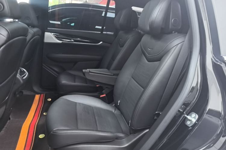 Used Cadillac XT6 2025 2.0T Six-Seater Four-Wheel-Drive Luxury Executive Classic Edition Left Rear Seat