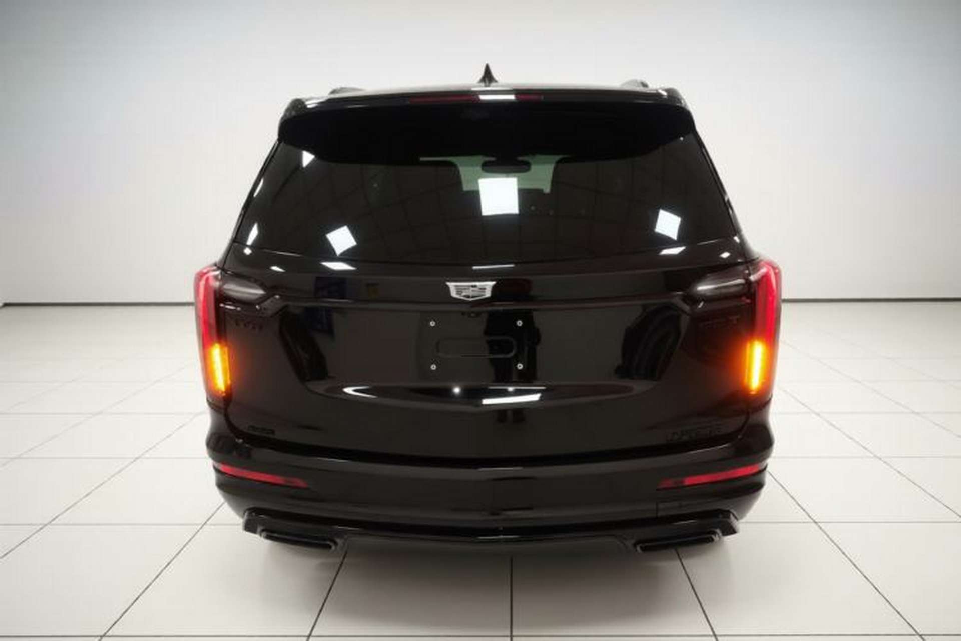 Used Cadillac XT6 2025 2.0T Six-Seater All-Wheel-Drive Prestige Executive Black Label Version Rear