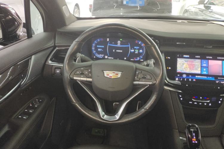Used Cadillac XT6 2025 2.0T Six-Seater All-Wheel-Drive Prestige Executive Black Label Version Steering Wheel