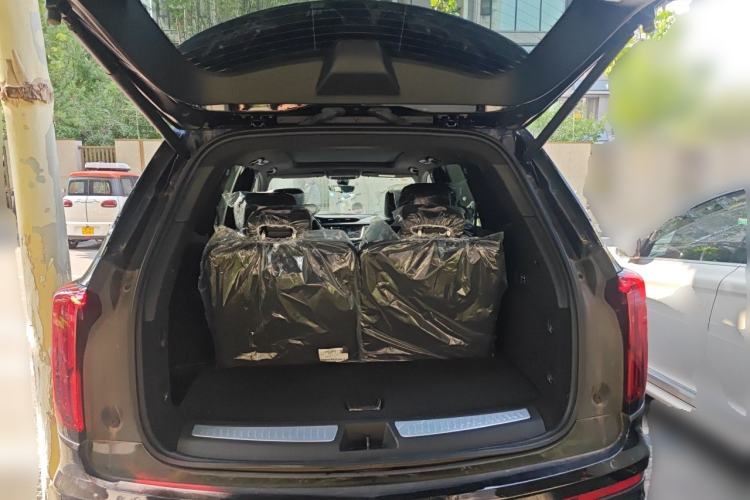 Used Cadillac XT6 2025 2.0T Six-Seater Four-Wheel-Drive Luxury Executive Classic Edition Trunk