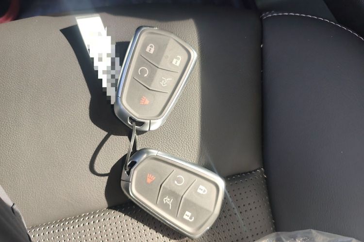 Used Cadillac XT6 2025 2.0T Six-Seater Four-Wheel-Drive Luxury Executive Classic Edition Vehicle Key