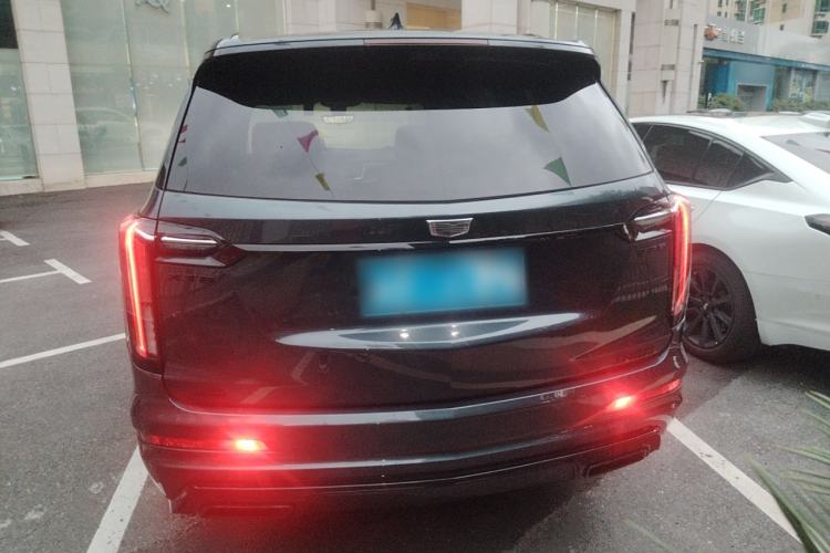 Used Cadillac XT6 2025 2.0T Six-Seater All-Wheel-Drive Prestige Executive Black Label Version Exterior 4