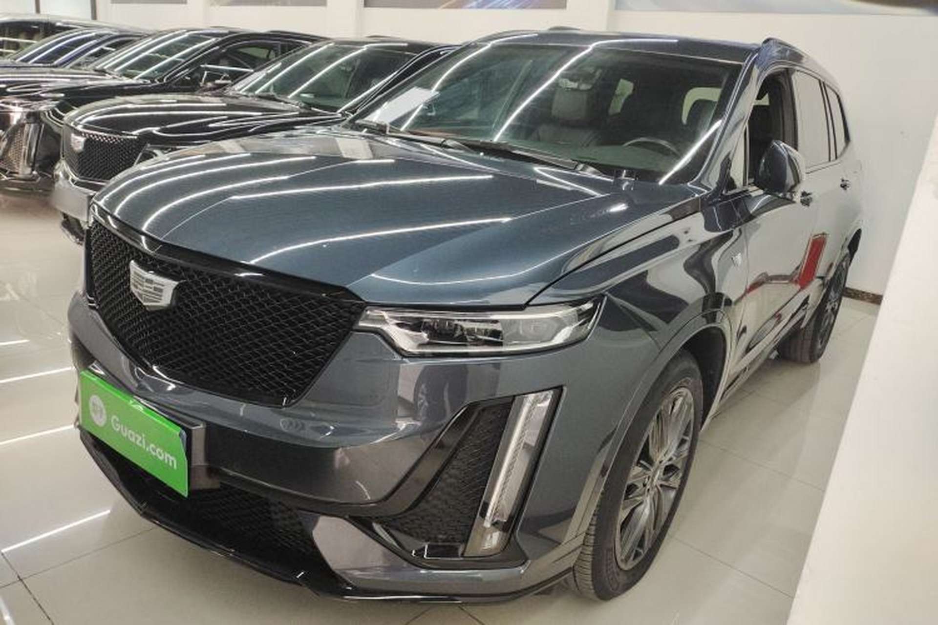 Used Cadillac XT6 2025 2.0T Six-Seater All-Wheel-Drive Prestige Executive Black Label Version Front Left 45 Deg