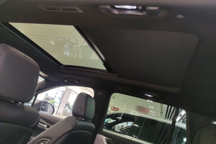 Used Cadillac XT6 2025 2.0T Six-Seater All-Wheel-Drive Prestige Executive Black Label Version Headliner