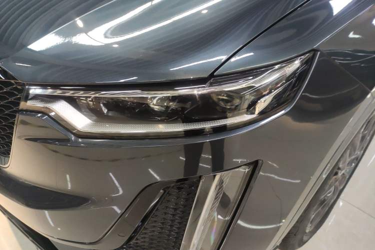 Used Cadillac XT6 2025 2.0T Six-Seater All-Wheel-Drive Prestige Executive Black Label Version Left Front Headlight