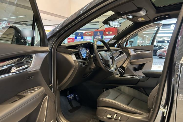 Used Cadillac XT6 2025 2.0T Six-Seater Four-Wheel-Drive Luxury Executive Classic Edition Left Front Seat