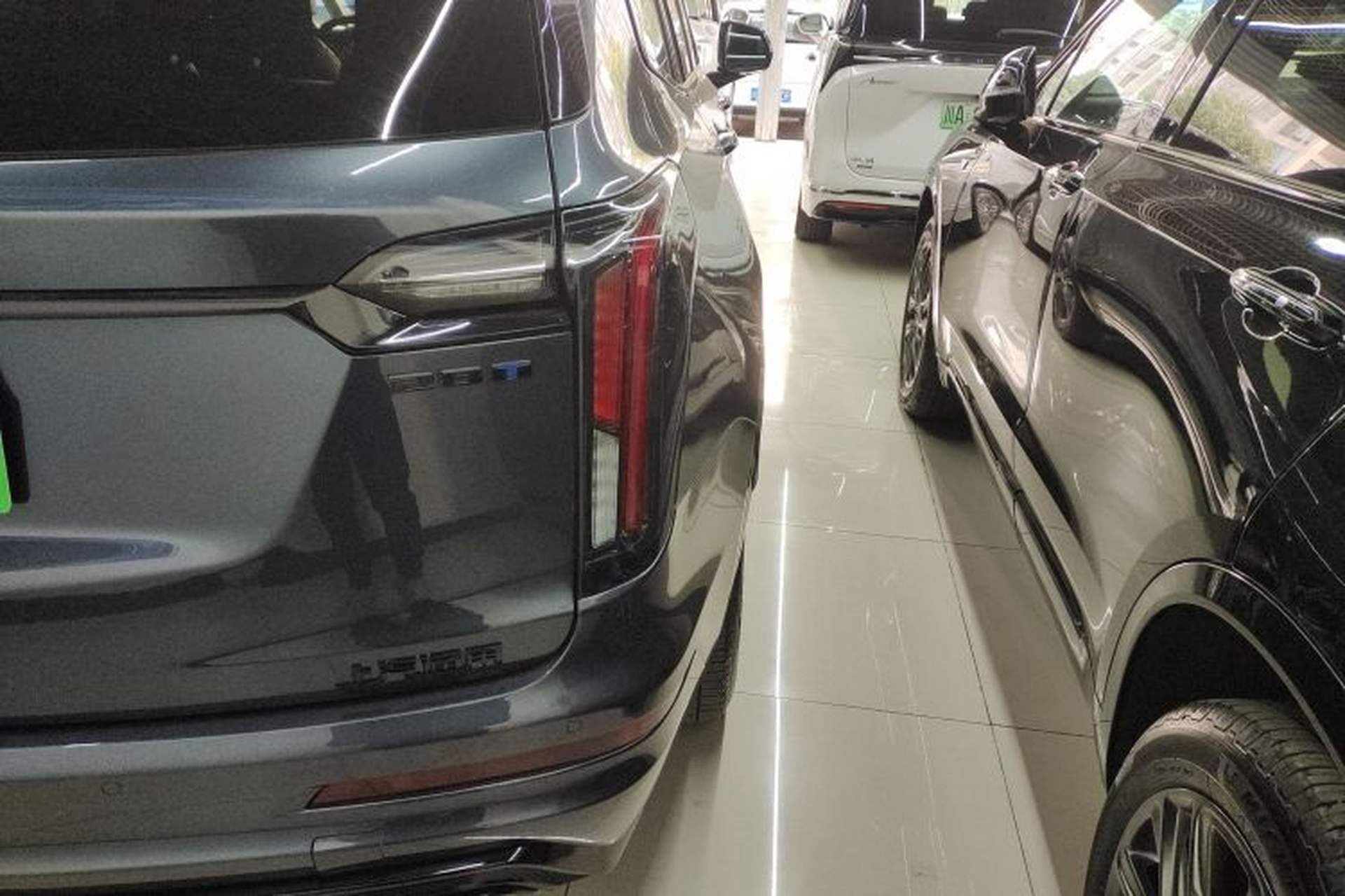 Used Cadillac XT6 2025 2.0T Six-Seater All-Wheel-Drive Prestige Executive Black Label Version Right Rear Taillight