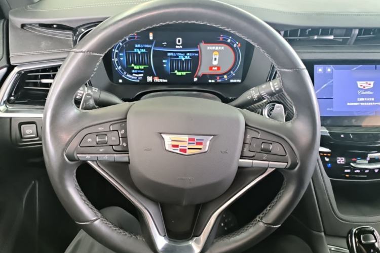 Used Cadillac XT6 2025 2.0T Six-Seater All-Wheel-Drive Prestige Executive Black Label Version Steering Wheel