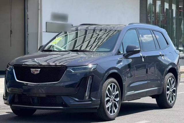Used Cadillac XT6 2025 2.0T Six-Seater Four-Wheel-Drive Platinum Executive Black Label Version