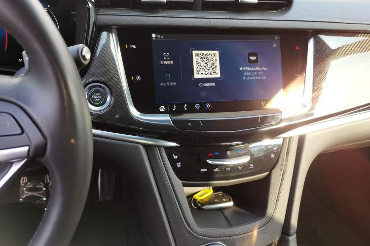 Used Cadillac XT6 2025 2.0T Six-Seater All-Wheel-Drive Prestige Executive Black Label Version Audio And AC Panel