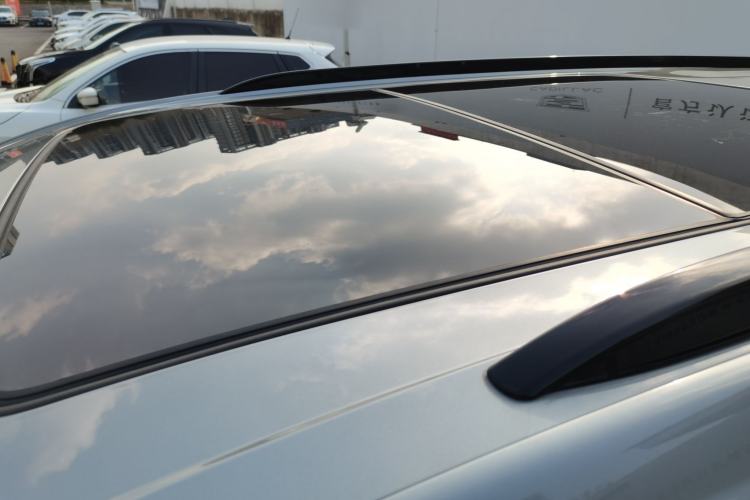 Used Cadillac XT6 2025 2.0T Six-Seater All-Wheel-Drive Prestige Executive Black Label Version Roof