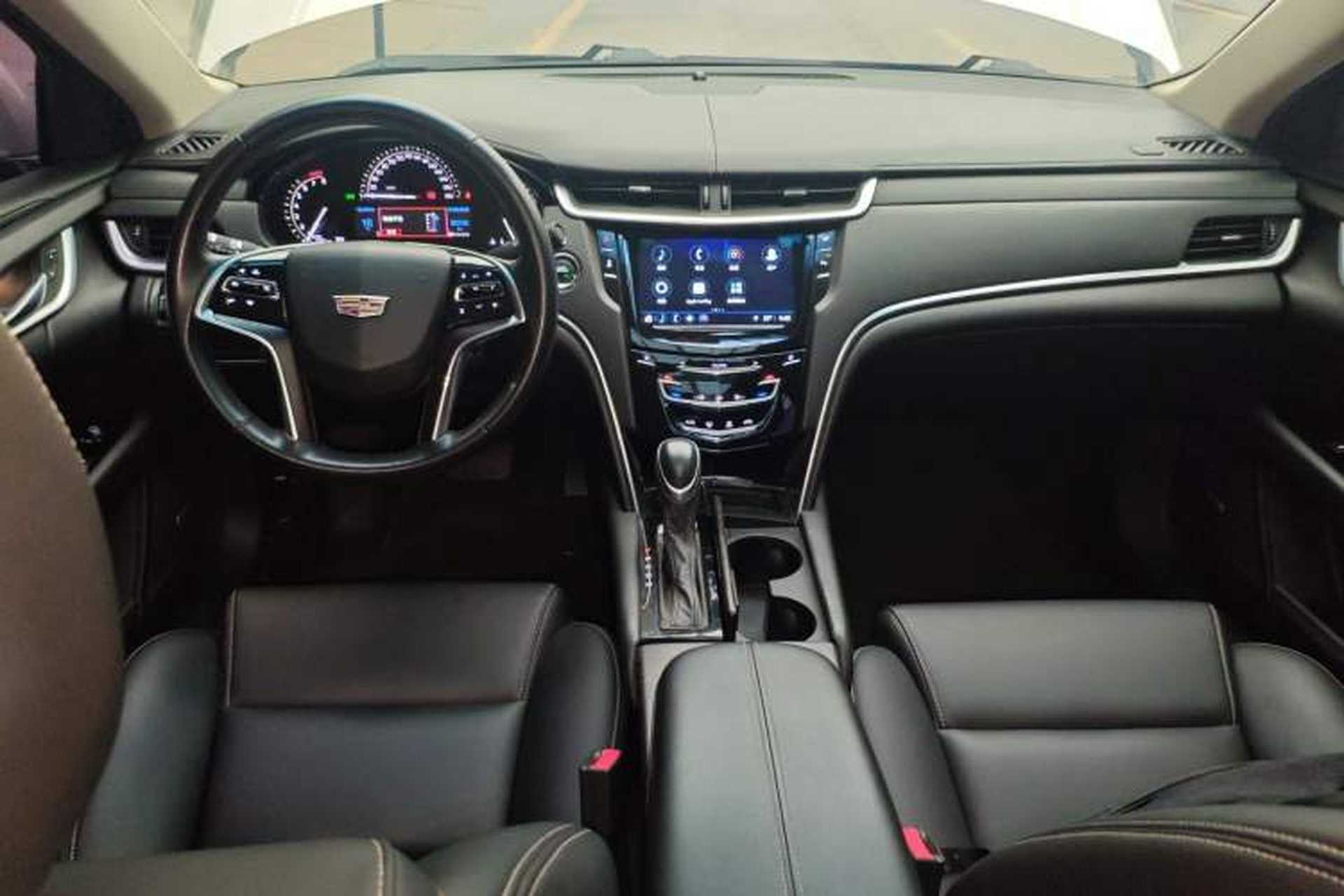 Used Cadillac XTS 2018 28T Tech Edition Center Console