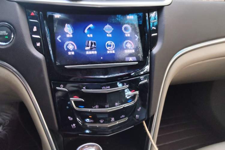 Used Cadillac XTS 2013 28T Tech Model Audio And AC Panel