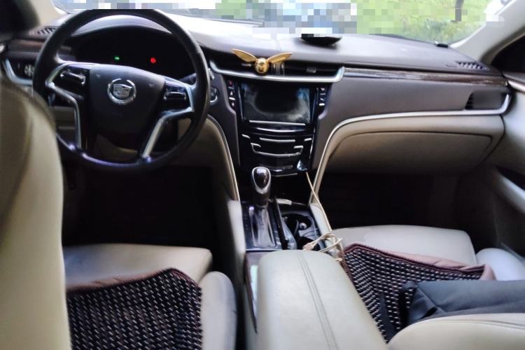 Used Cadillac XTS 2013 28T Tech Model Center Console