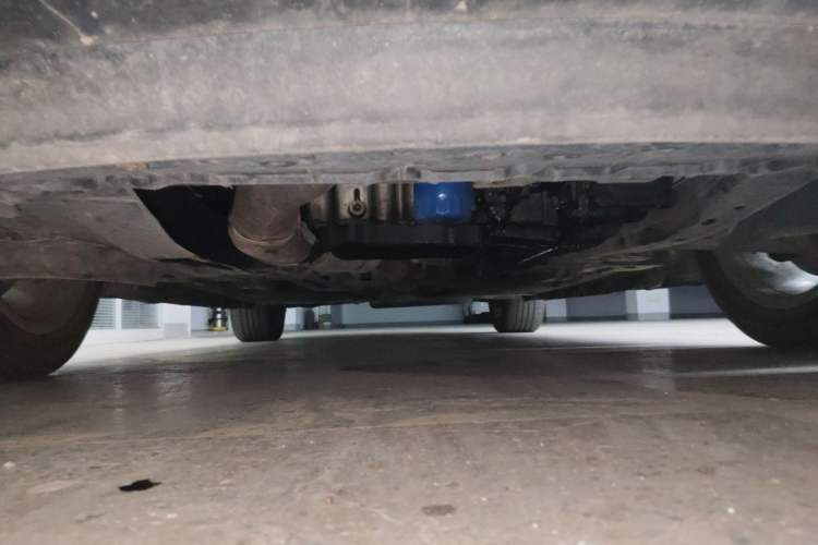 Used Cadillac XTS 2013 28T Comfort Model Chassis Front
