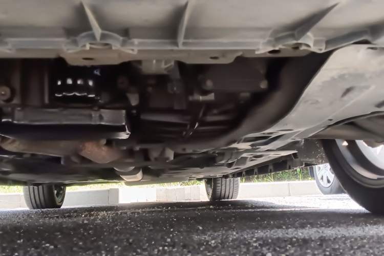 Used Cadillac XTS 2013 28T Leading Model Chassis Front