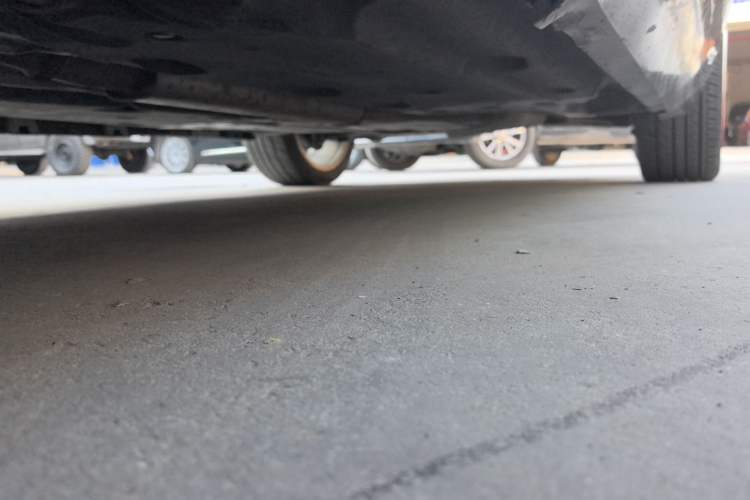 Used Cadillac XTS 2013 28T Leading Model Chassis Front Left