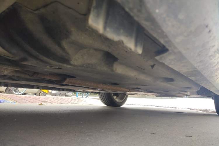 Used Cadillac XTS 2013 28T Leading Model Chassis Front Left