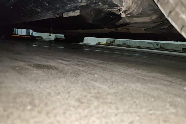 Used Cadillac XTS 2013 28T Comfort Model Chassis Front Right